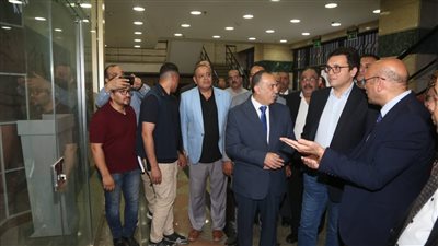 وزير الثقافة يلتقي محافظ أسيوط  بختام اليوم الأول من زيارته للمواقع الثقافية بمحافظات الصعيد 