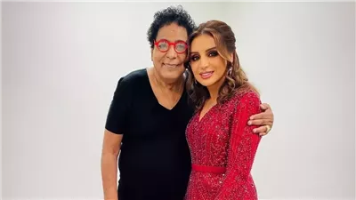 أنغام توجه رسالة للكينج محمد منير:  بتشرف بوقوفي جنبك