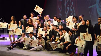 تفاصيل حفل ختام مهرجان المسرح العربي.. صور 