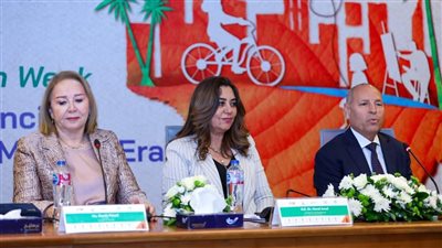 وزيرة التنمية المحلية ومحافظ القاهرة يطلقان أسبوع 