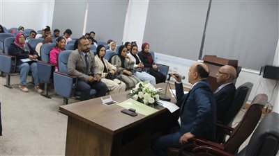 ندوة عن أفريقيا والصراع العربي الإسرائيلي في آداب عين شمس