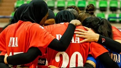 سيدات الأهلي يواجهن أصحاب الجياد في دوري الطائرة
