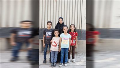 الأيتام والحمل الكبير 