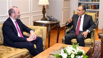 وزير الخارجية يؤكد مواصلة مصر تنفيذ برنامج الإصلاح الاقتصادي