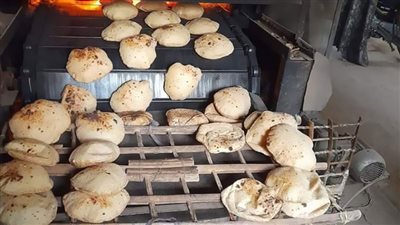 أصحاب المخابز المدعمة يشنون حملة إلكترونية ضد وزير التموين