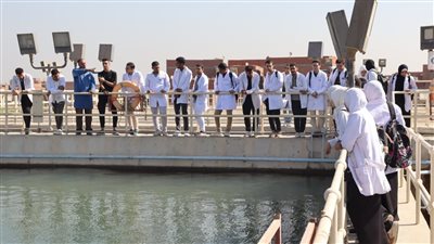 مياه الفيوم تستقبل طلاب كلية التمريض بمحطة تنقية مياه الشرب بقحافة