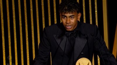 رسميًا.. لامين يامال أفضل لاعب شاب في العالم لعام 2024