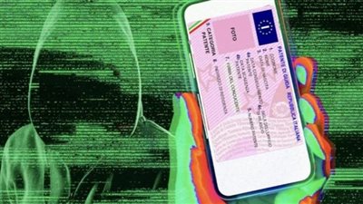 تحذير من بيع الوثائق المزورة في إيطاليا.. عصابات تستغل احتياجات الأجانب للحصول على رخص القيادة
