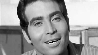 بدأ بالمسرح وخطفته السينما.. أهم محطات في حياة الراحل حسن يوسف