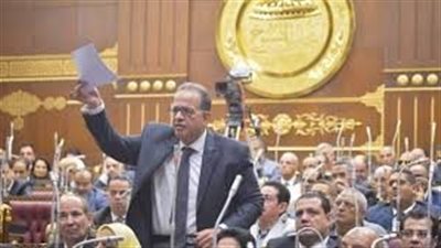 طارق عبد العزيز يطالب الحكومة بنسب التحول الرقمي في الوزارات 
