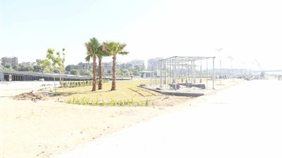 بنسبة تنفيذ بلغت 67 %.. محافظ قنا يتفقد تطوير الكورنيش 