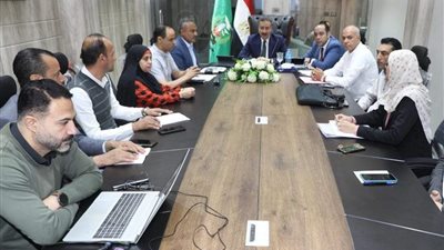 محافظ المنوفية يتابع معدلات الإنجاز بمنظومة المتغيرات المكانية بالمحافظة