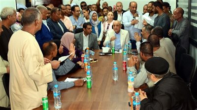 محافظ الأقصر: تشغيل الوحدة الصحية في وابورات المطاعنة استجابة لمطالب الأهالي