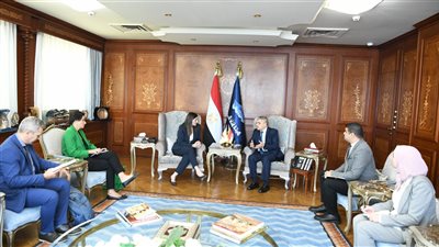 قناة السويس تبحث التعاون الثنائي مع وزيرة الشحن القبرصي