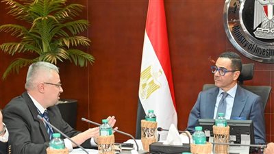 وزير الاستثمار يلتقي وفد شركة سوميتومو إليكتريك - إيجيبت