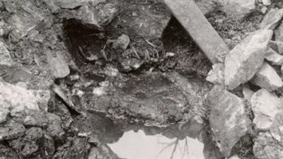 فك غموض هيكل عظمي عمره 800 عام دفن في بئر 