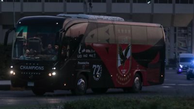 كأس الإنتركونتيننتال.. الأهلي والعين يصلان ستاد القاهرة