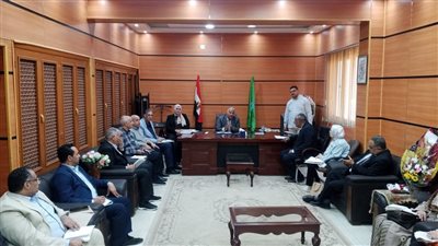 مدير تعليم الفيوم: الإهتمام بالمتابعة اليومية المستمرة بالمدارس