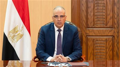 وزير الري يتابع موقف طلبات أهالي الوادي الجديد بشأن آبار المياه الجوفية