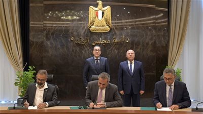 توقيع مذكرة تفاهم مع موانئ دبي لتطوير منطقة حرة عامة بالعاصمة الإدارية