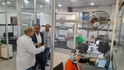 محافظ كفر الشيخ يتابع سير العمل بالمركز التكنولوجي ومنظومة التصالح 