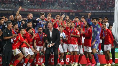 بطل القارات الثلاث و 2 مليون دولار .. الأهلي يتفوق على العين ويعبر إلى نصف نهائي إنتركونتيننتال