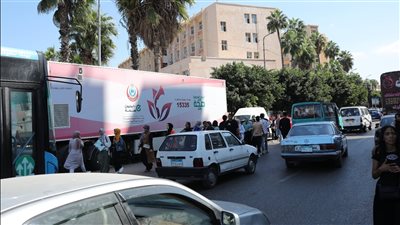 حملة توعوية بأهمية الكشف المبكر عن سرطان الثدي 