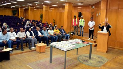 توزيع مصاحف برايل.. محافظة الأقصر تشارك في الاحتفال باليوم العالمي للعصا البيضاء