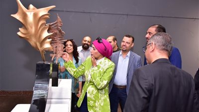 افتتاح معرض 