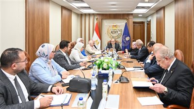 رئيس هيئة الدواء يستقبل رئيس مجموعة أكديما وعدداً من رؤساء الشركات التابعة