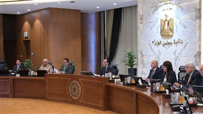 رئيس الوزراء يوجه المسئولين بالرد على ما يتم تداوله عبر وسائل التواصل 