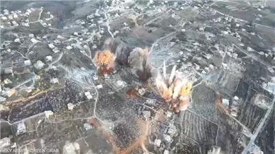 الجيش الإسرائيلي ينسف قرية لبنانية بحجة كونها منطلقاً لهجمات حزب الله