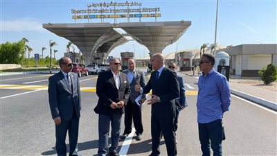جولة تفقدية للجنة العليا للتفتيش الأمني والبيئي في مطار شرم الشيخ 