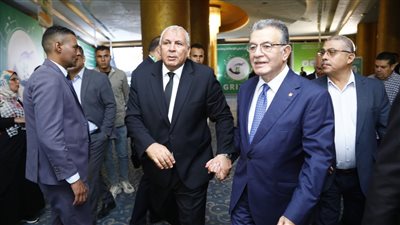 توصيات للتغلب على تحديات استخدام تكنولوجيات الزراعات الحديثة في الريف المصري