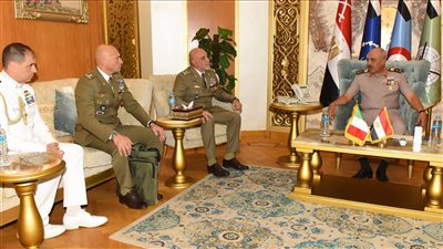 الفريق أحمد خليفة يلتقى قائد القوات البرية الإيطالية