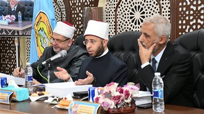 وزير الأوقاف: اعتنوا جدًا بدراسة اللغة العربية وعلومها 