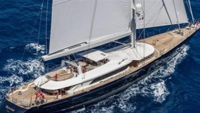 تحقيق يكشف عيوب هيكلية في غرق يخت 