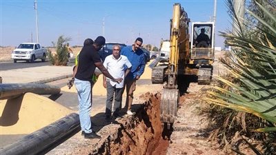  أسوان تتابع مشروعات مياه الشرب والصرف الصحى بالرضوانية وصحارى