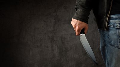 أمن أسيوط يكثف جهوده لضبط المتهمين بطعن شاب 