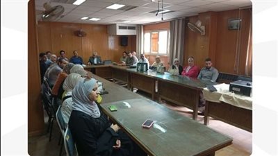 وزارة العمل تنظم ندوتين 
