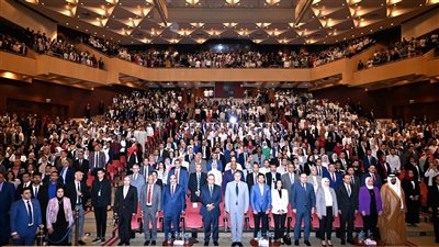 وزير الرياضة والمحافظ يشهدان صالون رؤى الشباب بمكتبة الإسكندرية