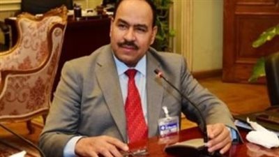 النائب أحمد قورة يطالب بإحلال خطوط مواسير المياه الاسبستوس بأخرى بلاستيكية بسوهاج