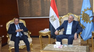 محافظ الغربية يناقش سبل التعاون المشترك مع جهاز مستقبل مصر للتنمية المستدامة