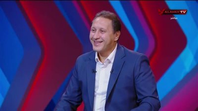 هادي خشبة: سعيد بانضمامي لأهلي طرابلس.. محمد رمضان أعاد الانضباط للقلعة الحمراء 