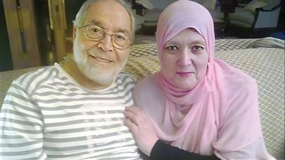 الوداع الأخير.. شمس البارودي تخرج من عزلتها وتكشف أسرار آخر ساعة في حياة حسن يوسف (شاهد)