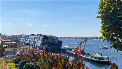 متوقف منذ 7 أشهر.. تفاصيل جديدة حول ميل جزئي لفندق عائم بالأقصر