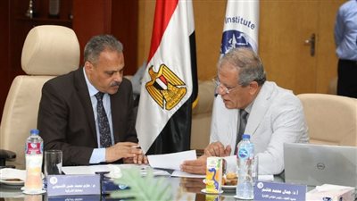 محافظ الشرقية يُشارك في إجتماع مجلس إدارة المعهد التكنولوجي بالعاشر من رمضان