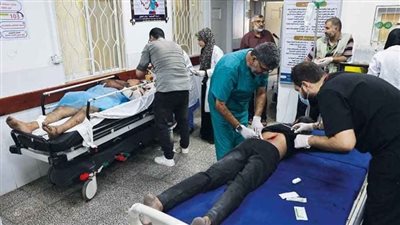 مدير مستشفى العودة في غزة: الوضع الصحي مروع.. والمصابون يُحملون على الأكتاف