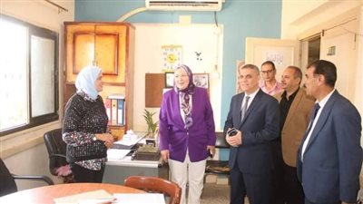 وكيل تعليم بني سويف  توفير كافة الإمكانات لدفع عجلة  العمل بديوان المديرية