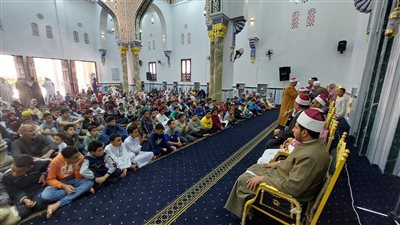 محافظ الفيوم يتابع الأنشطة والخدمات المقدمة  ضمن فعاليات المبادرة 